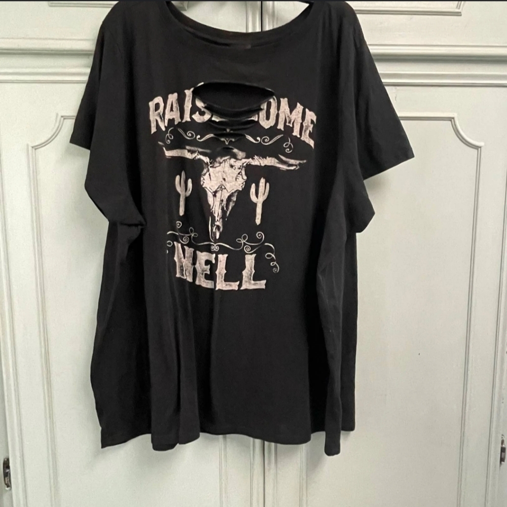 Torrid torn ripped "raise some hell" Texas tee size 3x